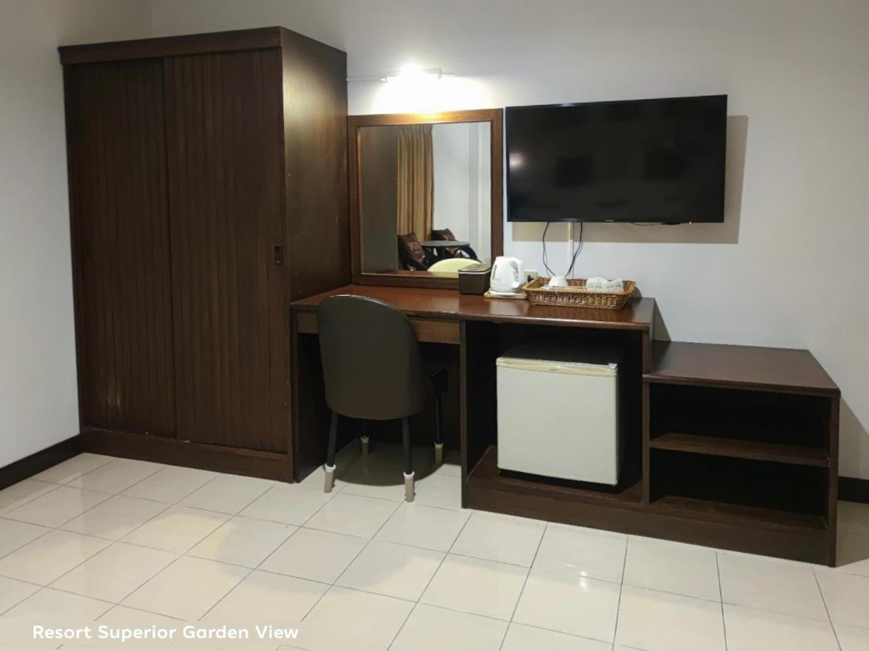 Areena Resort And Hotel Uttaradit Buitenkant foto