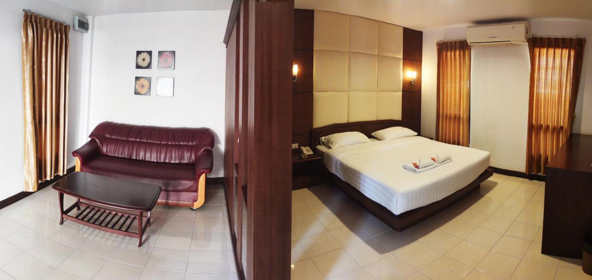 Areena Resort And Hotel Uttaradit Buitenkant foto